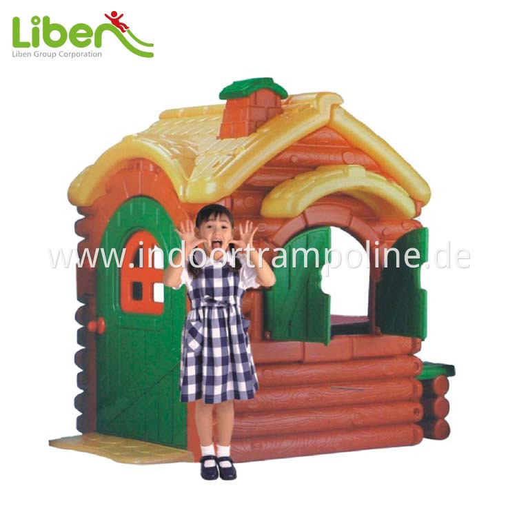 plastic playhouse